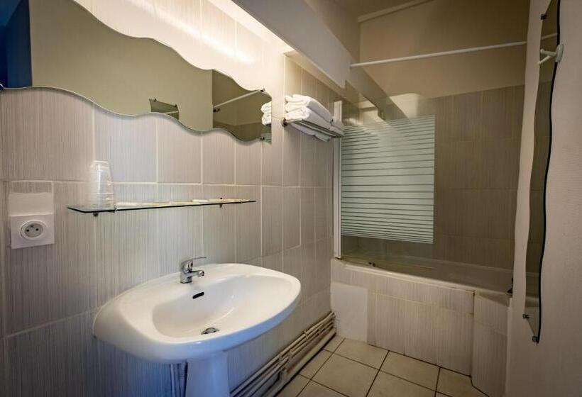 スーペリアールーム, De La Gare