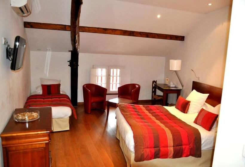 חדר סופריור לשלושה, Hôtel Euzkadi