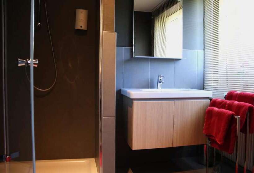 スタンダードルーム, Logis Hôtel Restaurant La Rochette