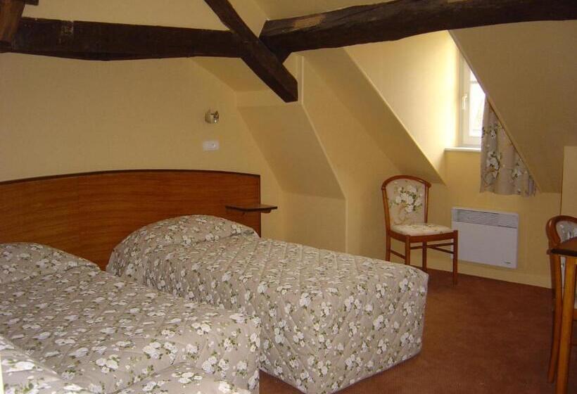 Номер Стандарт Индивидуальный, Logis Des Trois Maures