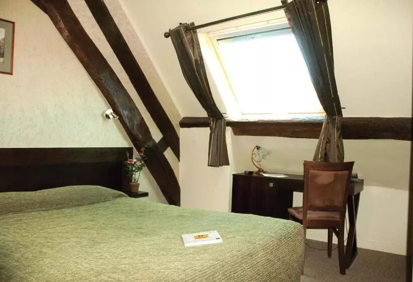 スタンダードルーム, Logis Des Trois Maures