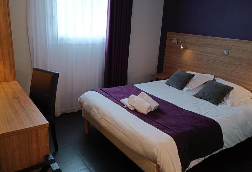 غرفة قياسية, Logis Hotel Restaurant De La Madeleine