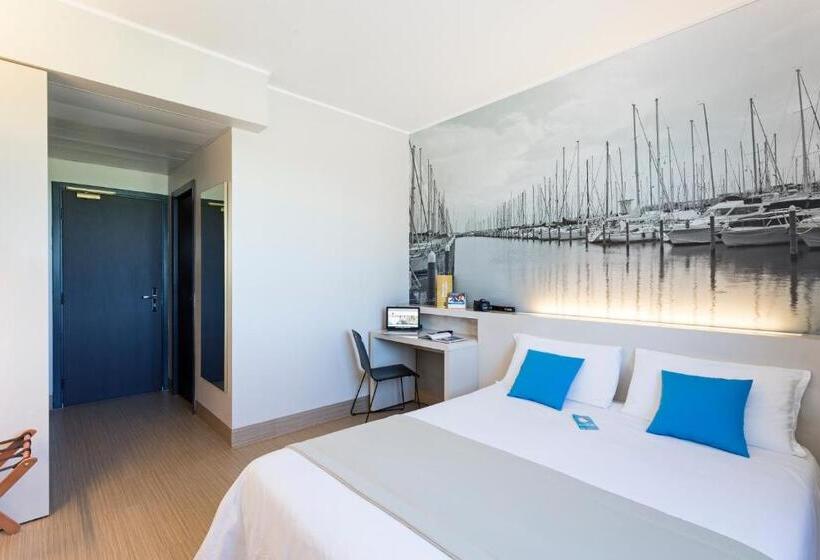 اتاق استاندارد, B&b Hotel Ravenna