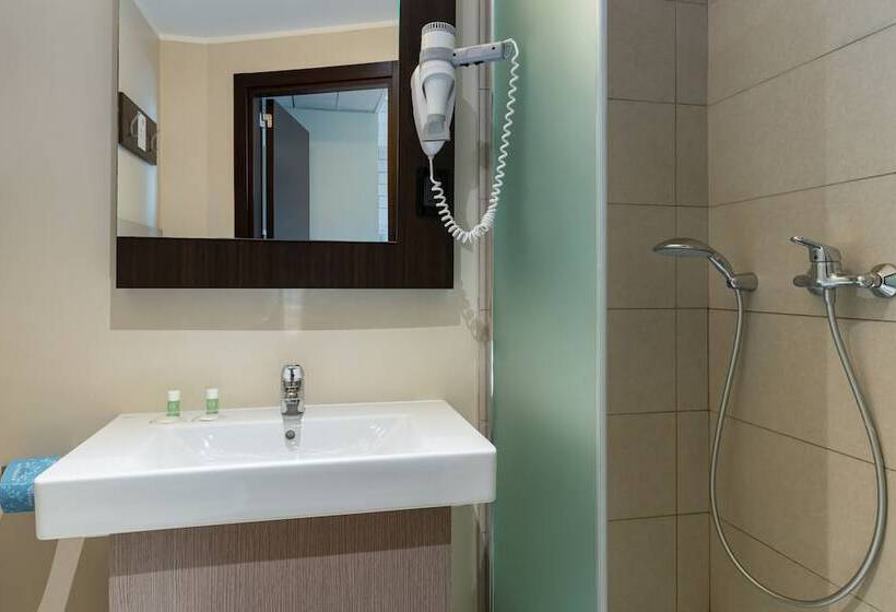 اتاق استاندارد, B&b Hotel Ravenna