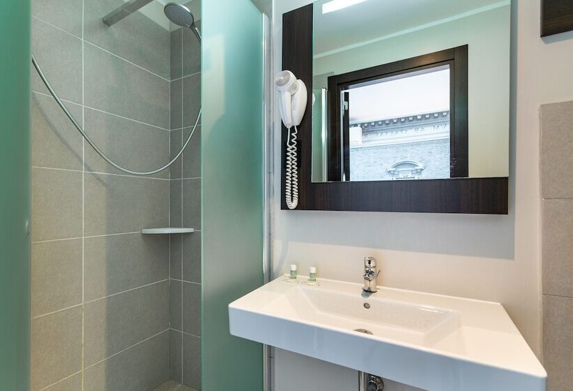 Economy Triple Room, B&b Hotel Ravenna