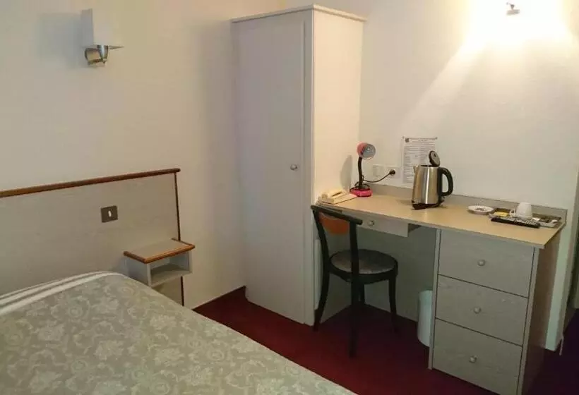 スタンダードルーム, Hôtel De France