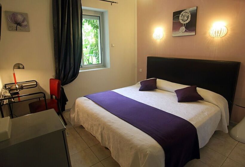 غرفة قياسية, Logis Hôtel Restaurant Résidence