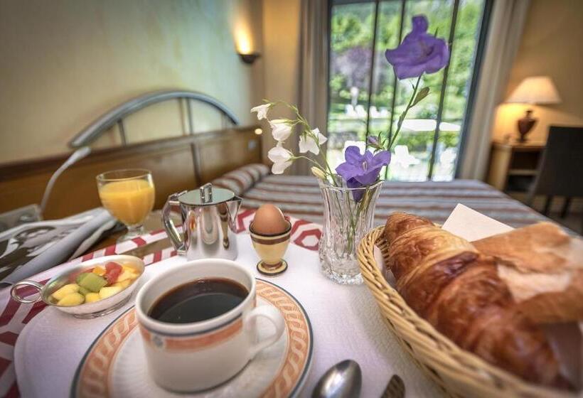 Номер Стандарт, Logis Hôtel Restaurant Le Mont Aigoual