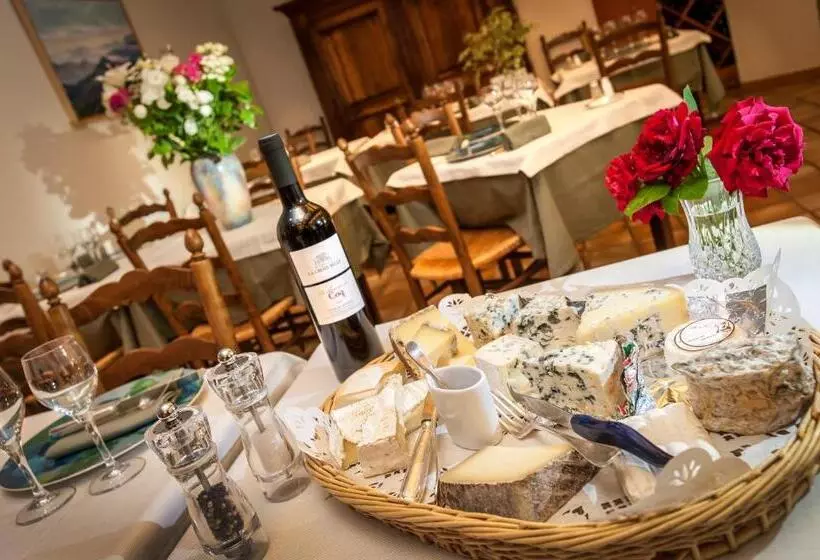 スタンダードトリプルルーム, Logis Hôtel Restaurant Le Mont Aigoual