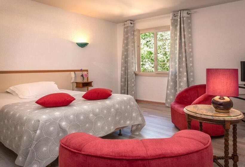 Апартаменты 2 Спальни, Logis Hôtel Restaurant Le Mont Aigoual