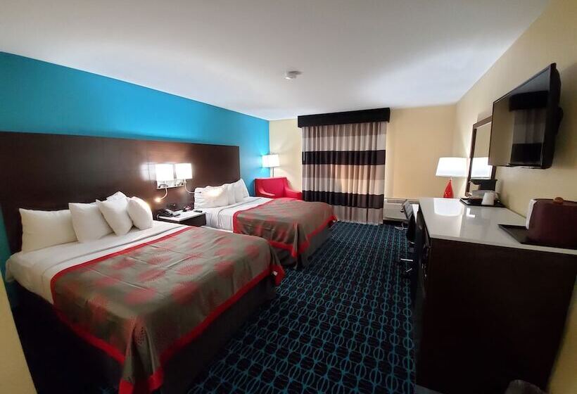 سوییت, Ramada By Wyndham Groton Mystic