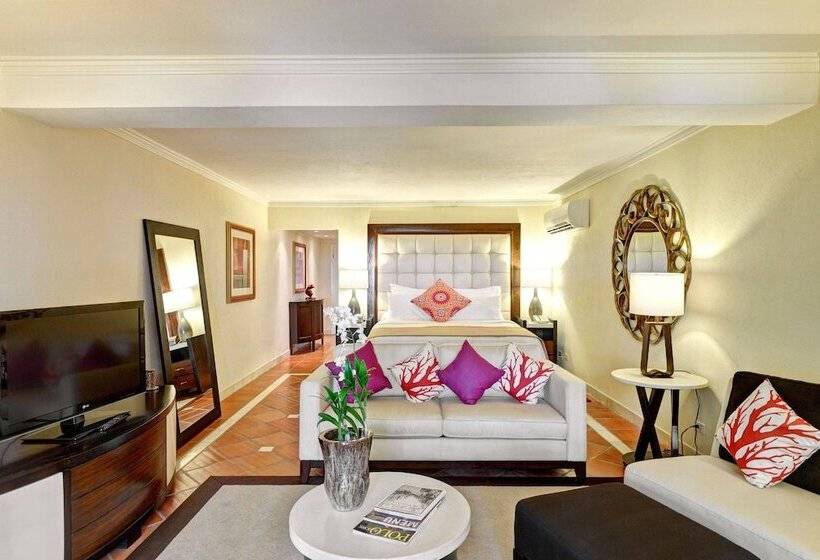 سوئیت جونیور با چشم‌انداز باغ, The House By Elegant Hotels   All Inclusive, Adults Only