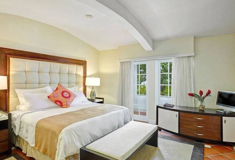 سوئیت جونیور با چشمانداز باغ, The House By Elegant Hotels All Inclusive, Adults Only