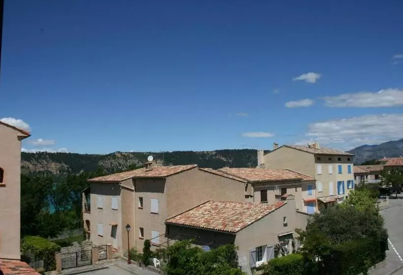 シングルデラックスルーム, Auberge Des Salles