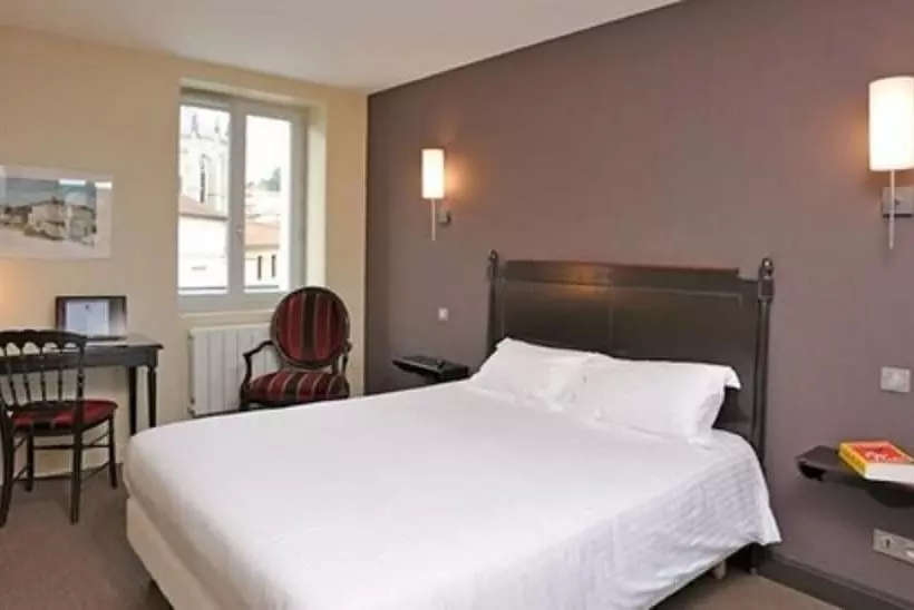 スーペリアールーム, Hostellerie Du Forez