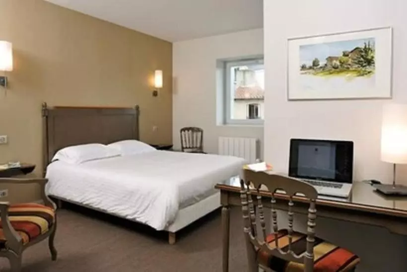 スーペリアールーム, Hostellerie Du Forez