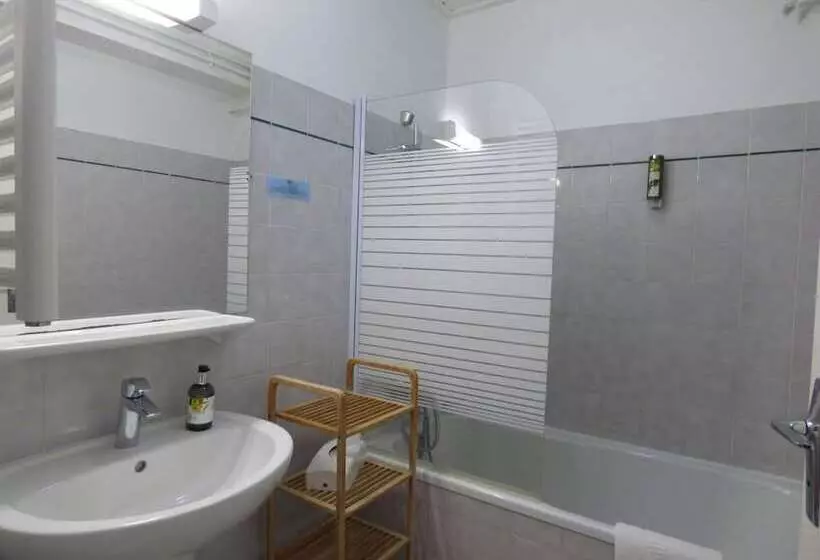 コンフォートルーム, Hôtel Logis La Crémaillère