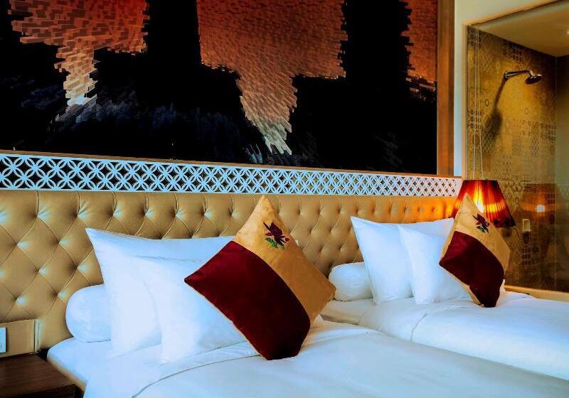 חדר פרמיום, Zentral León