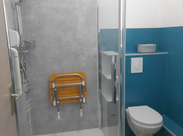 标准间, Les Alizés