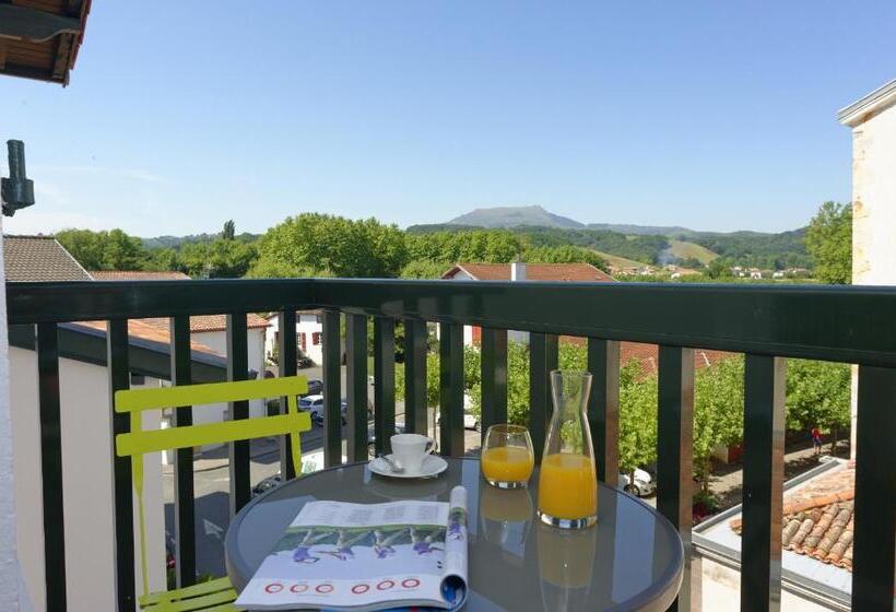 חדר יוקרתי, Logis Hotel De La Nivelle