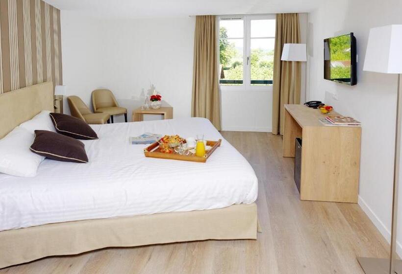 חדר סטנדרט עם ג'קוזי, Logis Hotel De La Nivelle