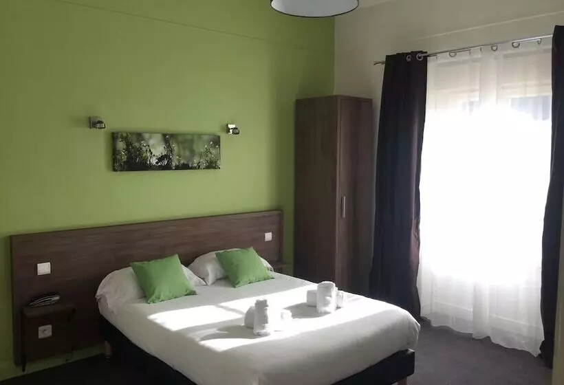 スタンダードルーム, Logis Hostellerie Du Cheval Blanc