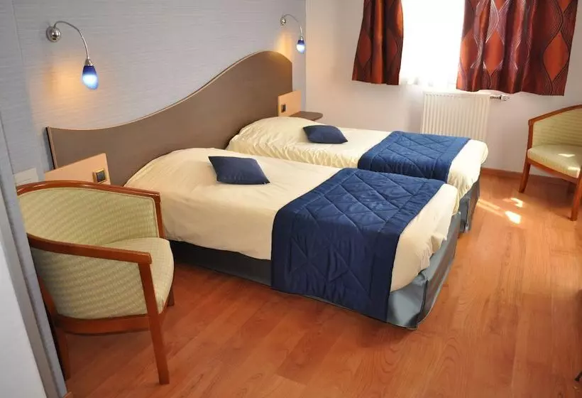 اتاق استاندارد یک نفره, Logis Hôtel Au Tambour