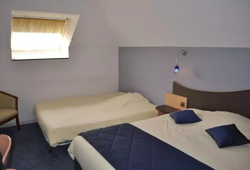 اتاق استاندارد چهار تخته, Logis Hôtel Au Tambour