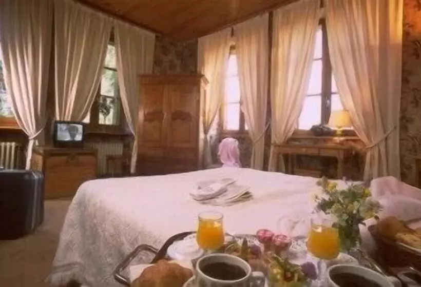 コンフォートルーム, Relais Saint Roch