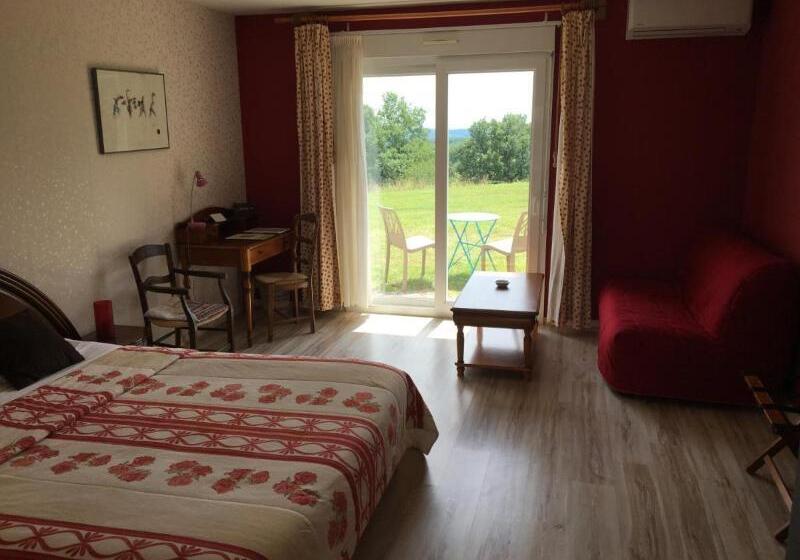 Номер Стандарт, Logis Hotel La Bergerie Hôtel 3 étoiles Restaurant Savoureux