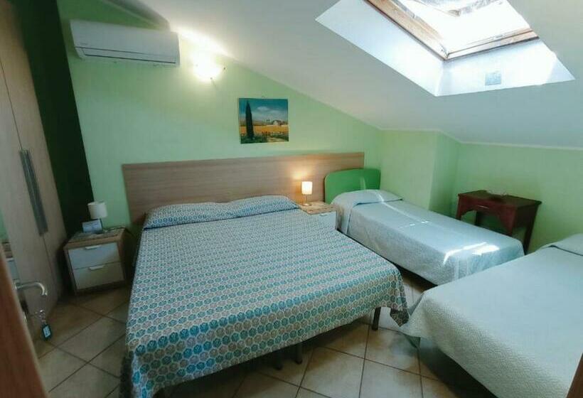 اتاق استاندارد چهار تخته, B&b Villa Maria Paola Alloggi Temporanei Isernia