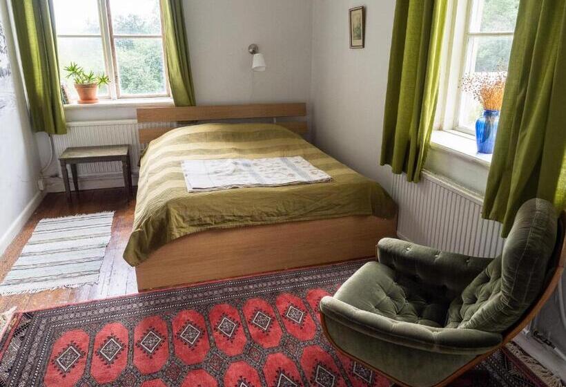 Номер Стандарт Вид на Сад, Lindsbergs Kursgard And Hostel