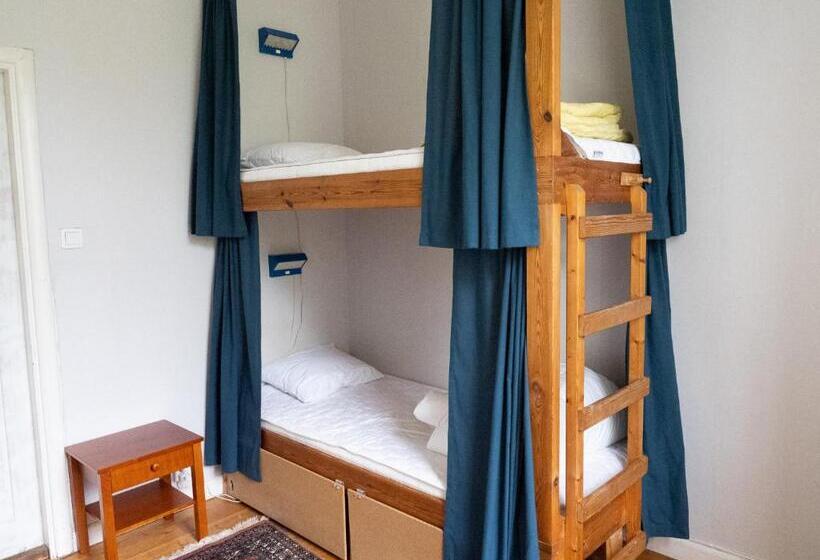 이코노미 룸, Lindsbergs Kursgard And Hostel