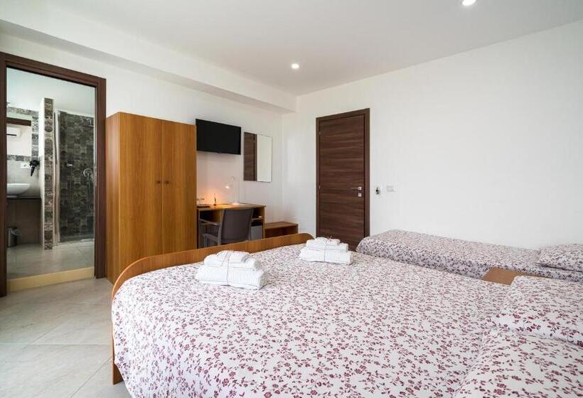 اتاق استاندارد سه نفره, Affittacamere Villa Antonio