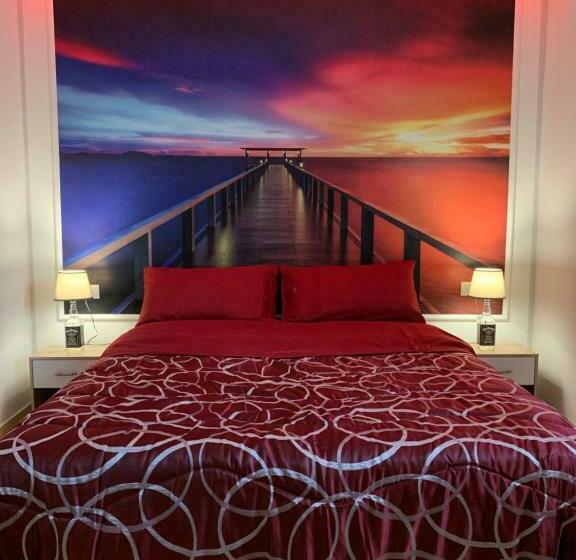 スタンダードルーム, The Lux