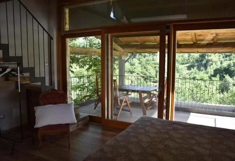 Perhesviitti, Agriturismo Antico Borgo