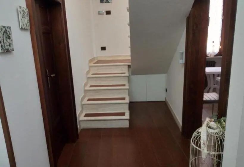 اتاق استاندارد یک نفره, Residence Tucci