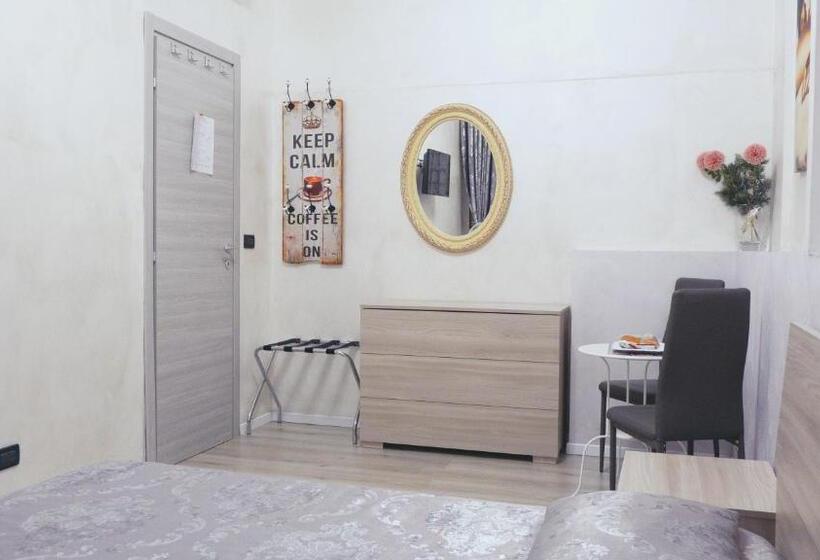 Standard room with outdoor bath, L Antenna