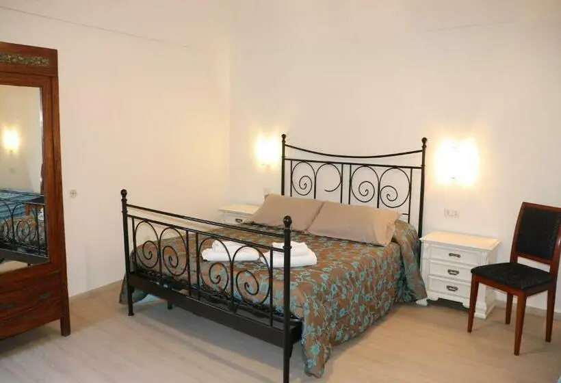 スタンダードルーム, B&b Camere Montalto Centro