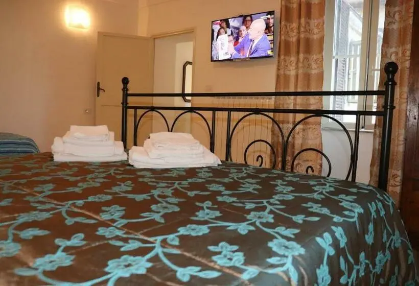スタンダードルーム, B&b Camere Montalto Centro