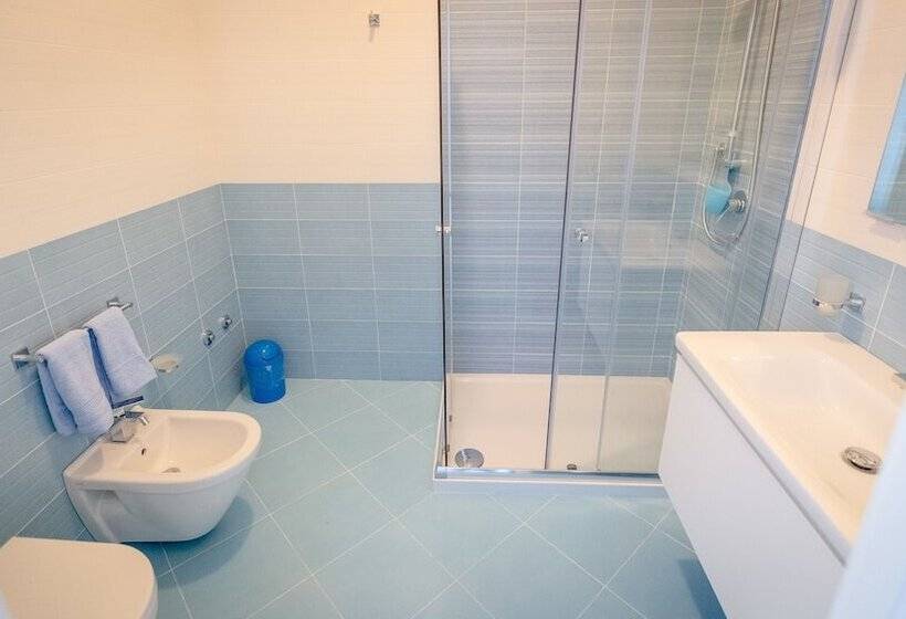 اتاق استاندارد با چشم‌انداز استخر, B&b Villa Patrizia Selinunte