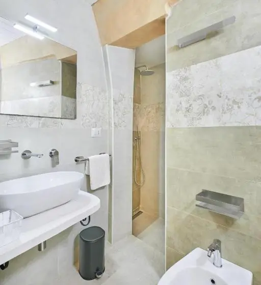 Superior Neljän Hengen Huone, Centro Storico Rooms