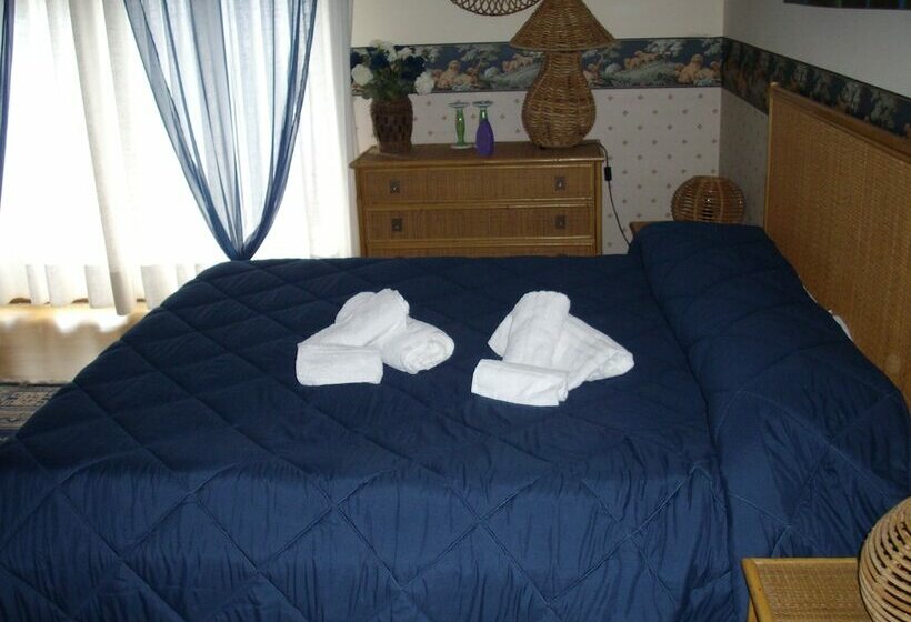 Family Connecting Room, Casa Vacanze Il Giardino Di Armida