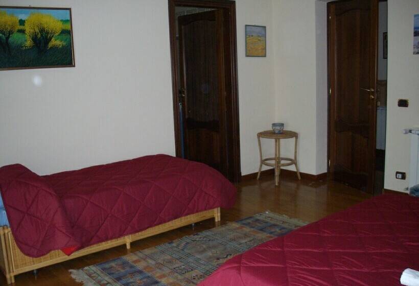 Family Connecting Room, Casa Vacanze Il Giardino Di Armida