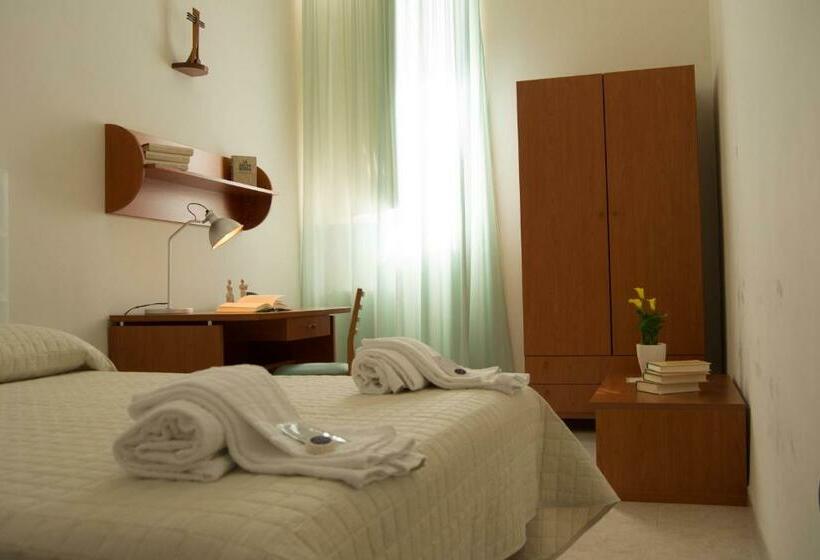 اتاق استاندارد, Centro Di Spiritualità Madonna Della Nova