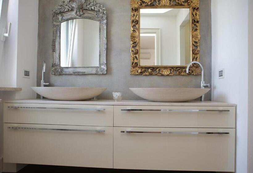 Family Suite, Champagne Rooms