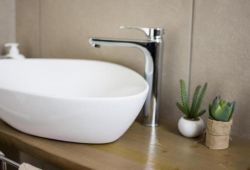 חדר סטנדרט פנימי, Home Suites Home