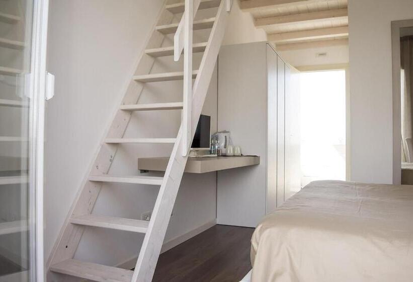 חדר סטנדרט עם מרפסת, Home Suites Home