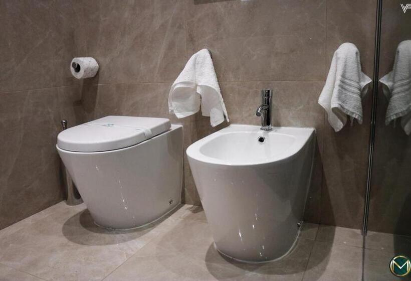 Номер Стандарт с Балконом, Margherita Boutiques