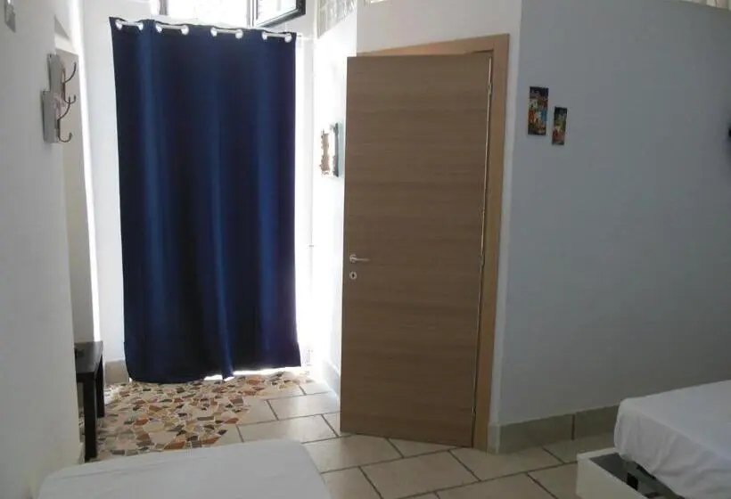 スタンダードトリプルルーム, Villa Giulia   Vesuvio Guest House Pompei Sorrento